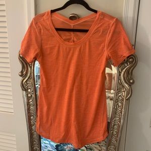 Lululemon orange/pink soft scoop neck t shirt
